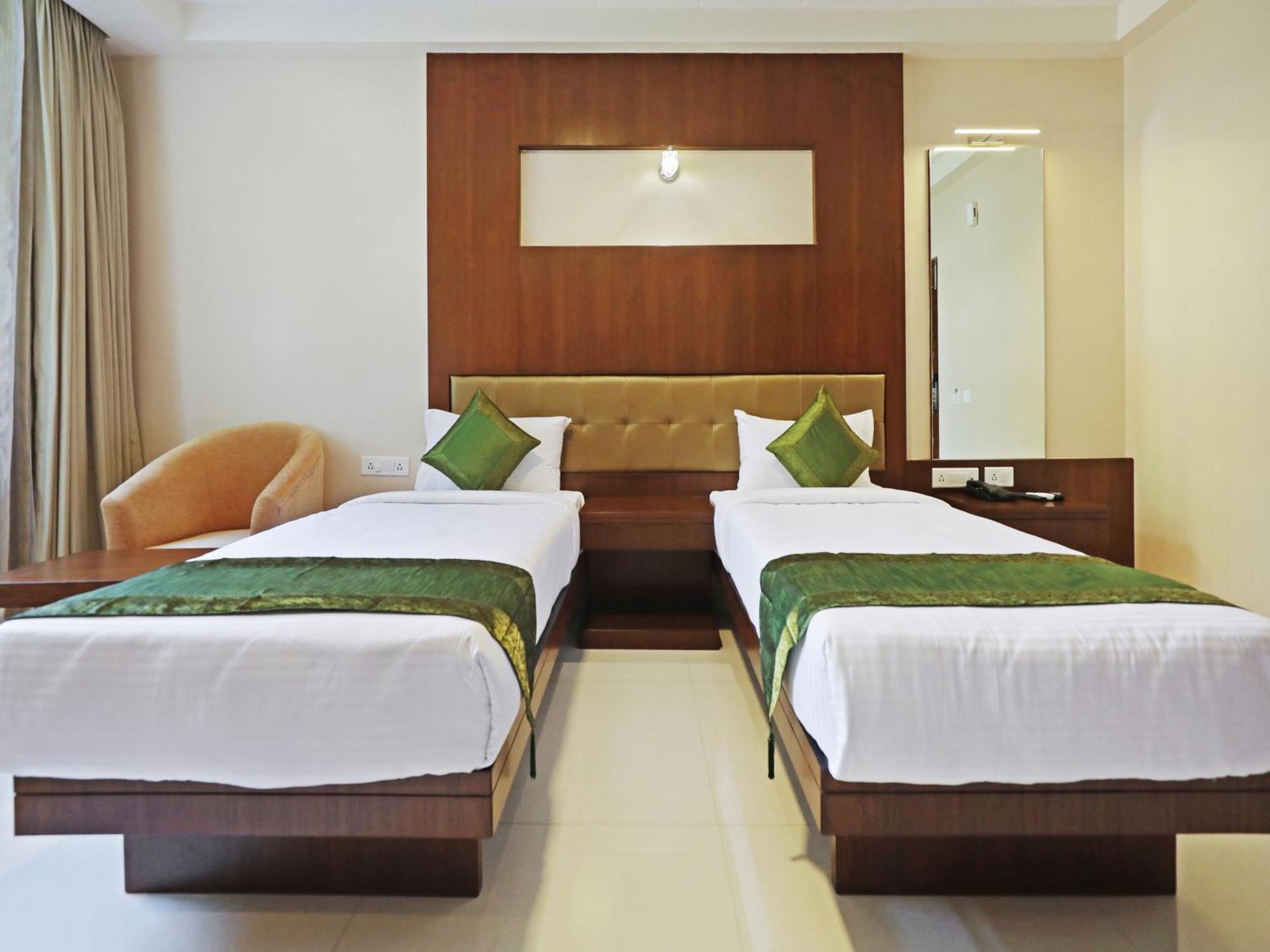 Treebo Akshaya Bull Temple Hotel Bangalore Exterior foto