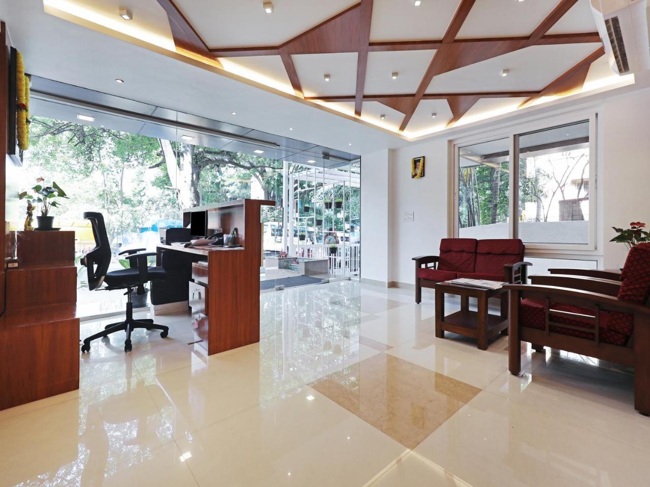 Treebo Akshaya Bull Temple Hotel Bangalore Exterior foto